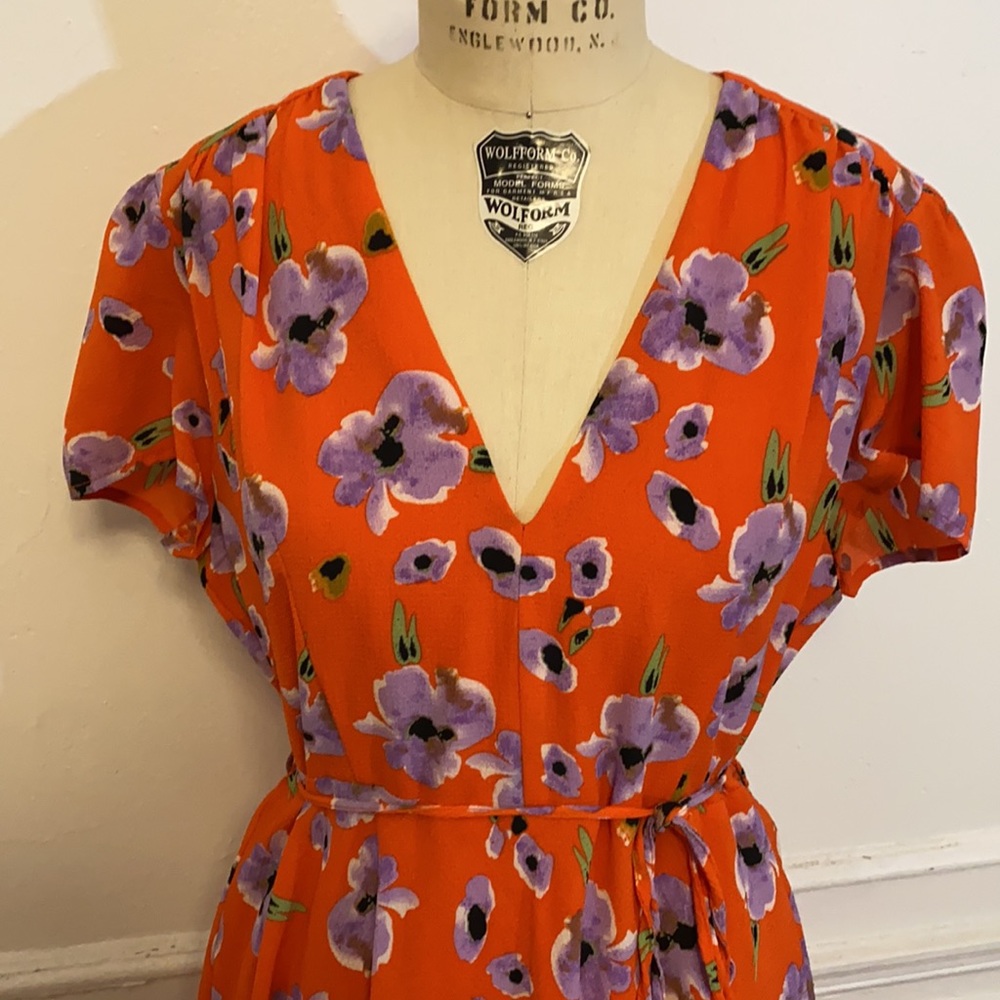 Glamorous mini dress with waist tie/floral print - Picture 4 of 8
